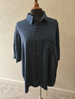 Natural Issue Men’s Blue Geometric Short Sleeve Shirt
